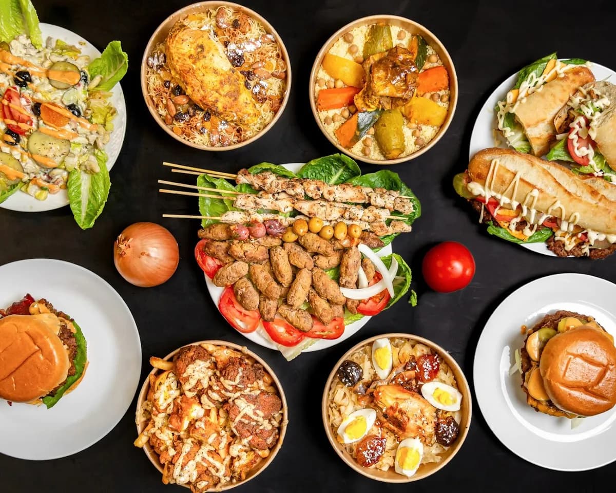 Le Boeuf Rouge TOUBKAL - SMASH MEAT & Traditionnel Repas (couscous et grillade)