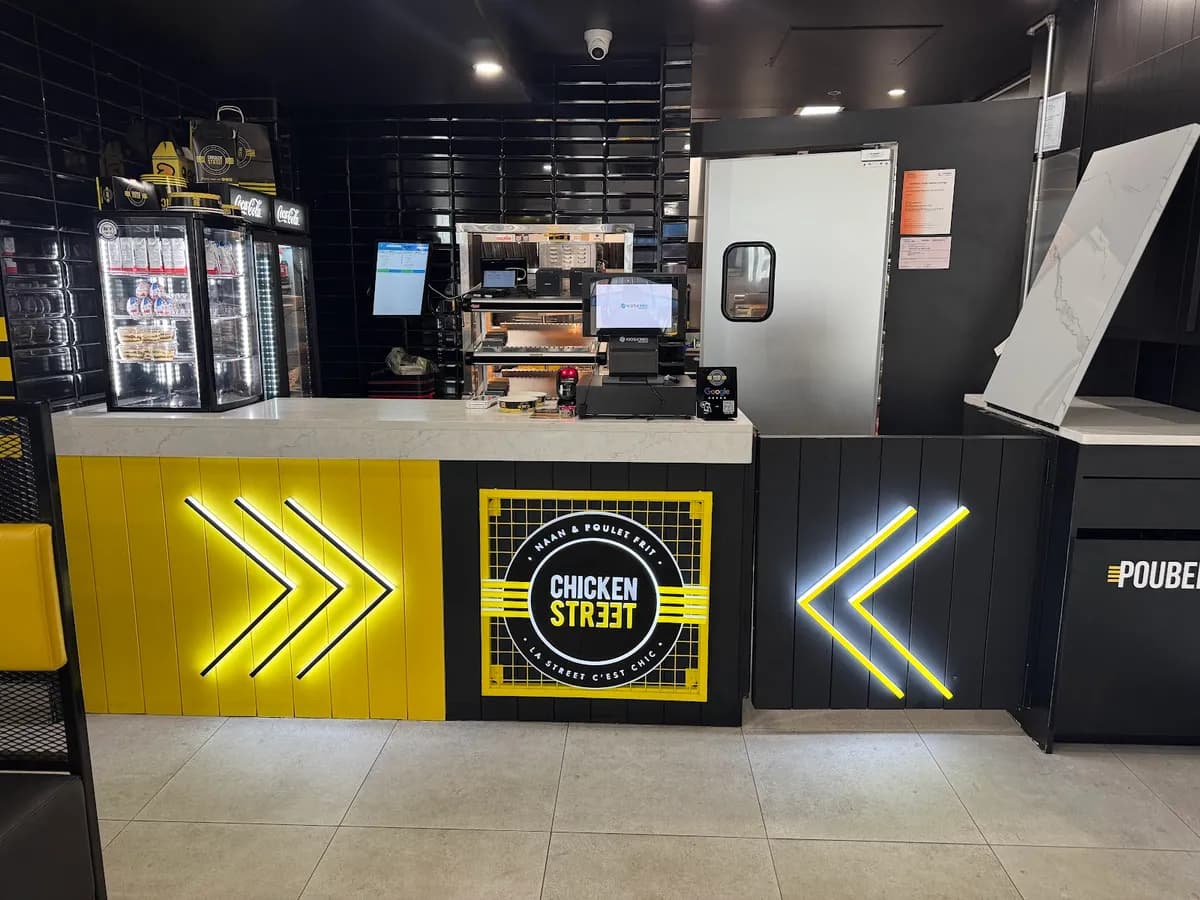 Chicken street (Cote-Vertu)