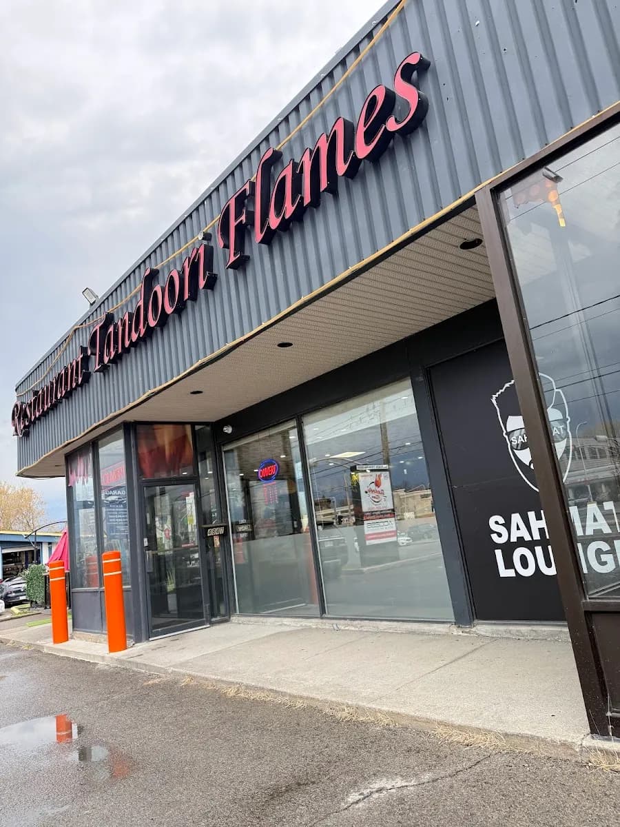 Restaurant tandoori flames