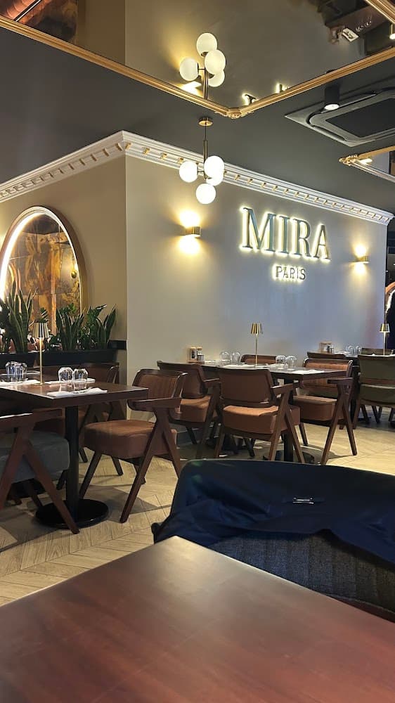Mira Paris